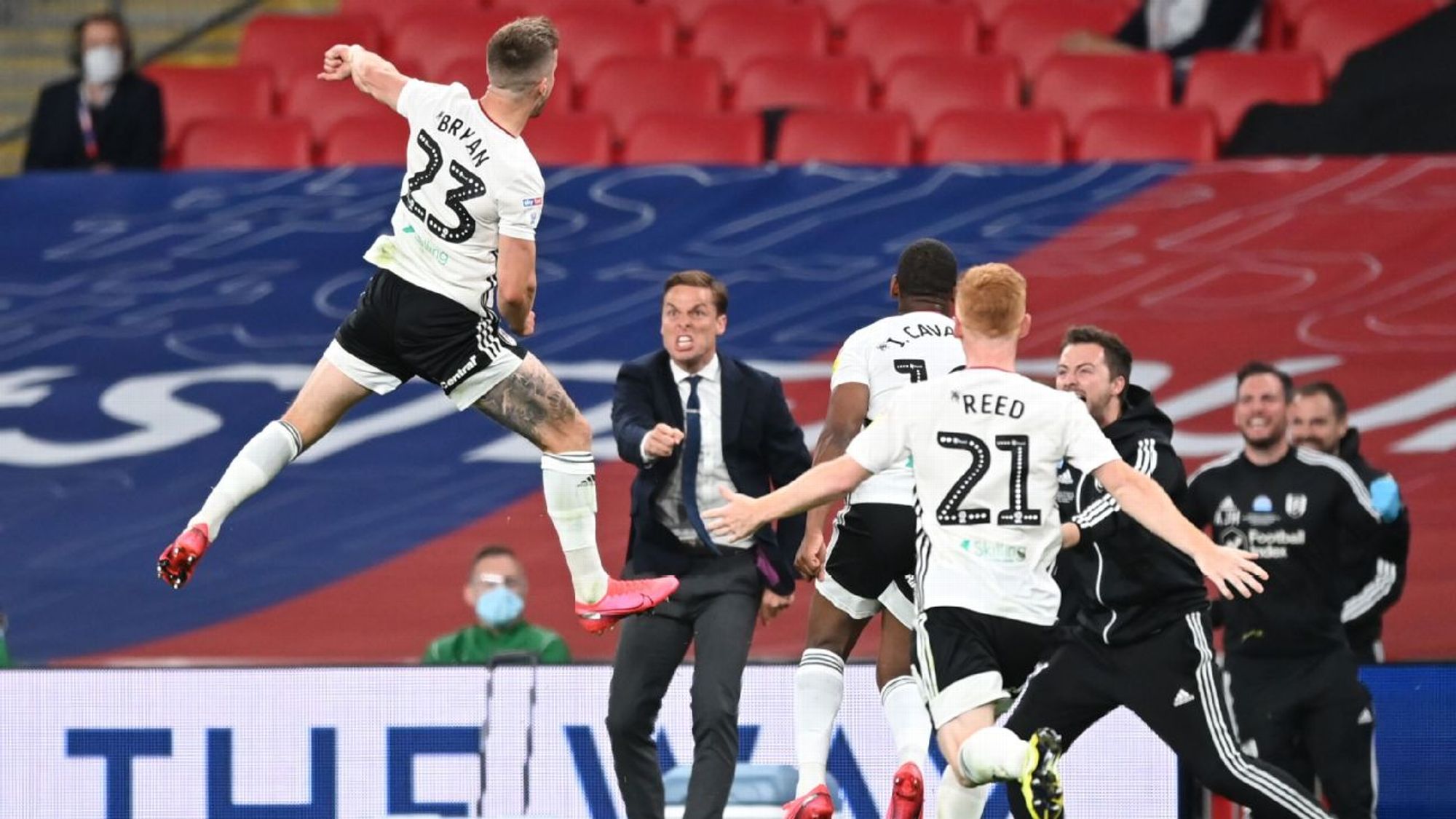 部巧妙地将 部巧妙地将